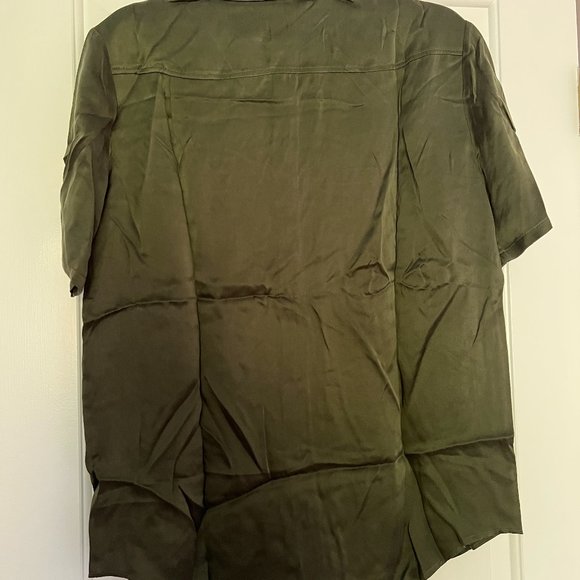 Silk Laundry Boyfriend Shirt Cedar XS (100% Sandwashed Silk) - Picture 6 of 6